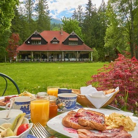 Hotel Wedgwood Manor And Glamping Retreat Crawford Bay Exterior foto
