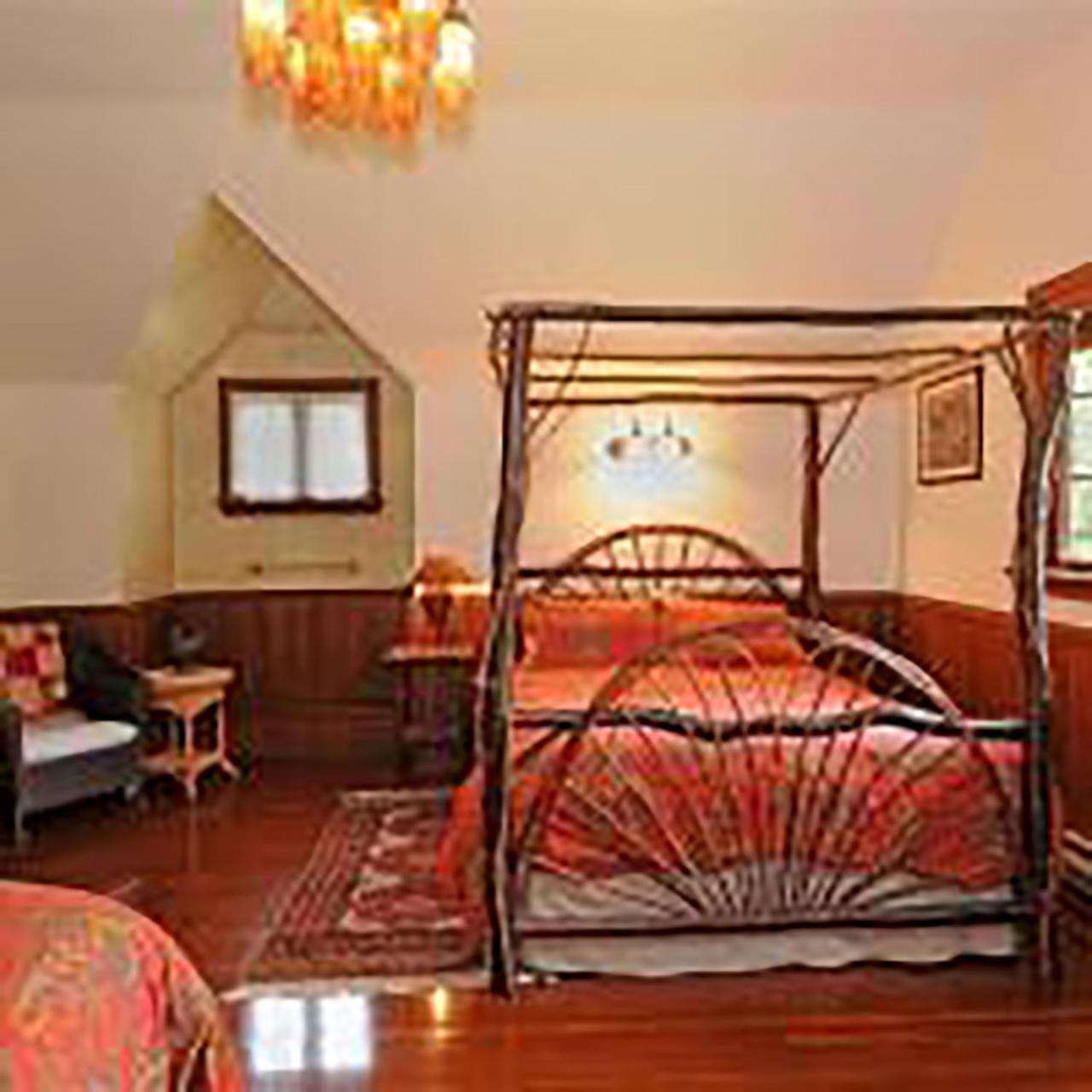 Hotel Wedgwood Manor And Glamping Retreat Crawford Bay Exterior foto